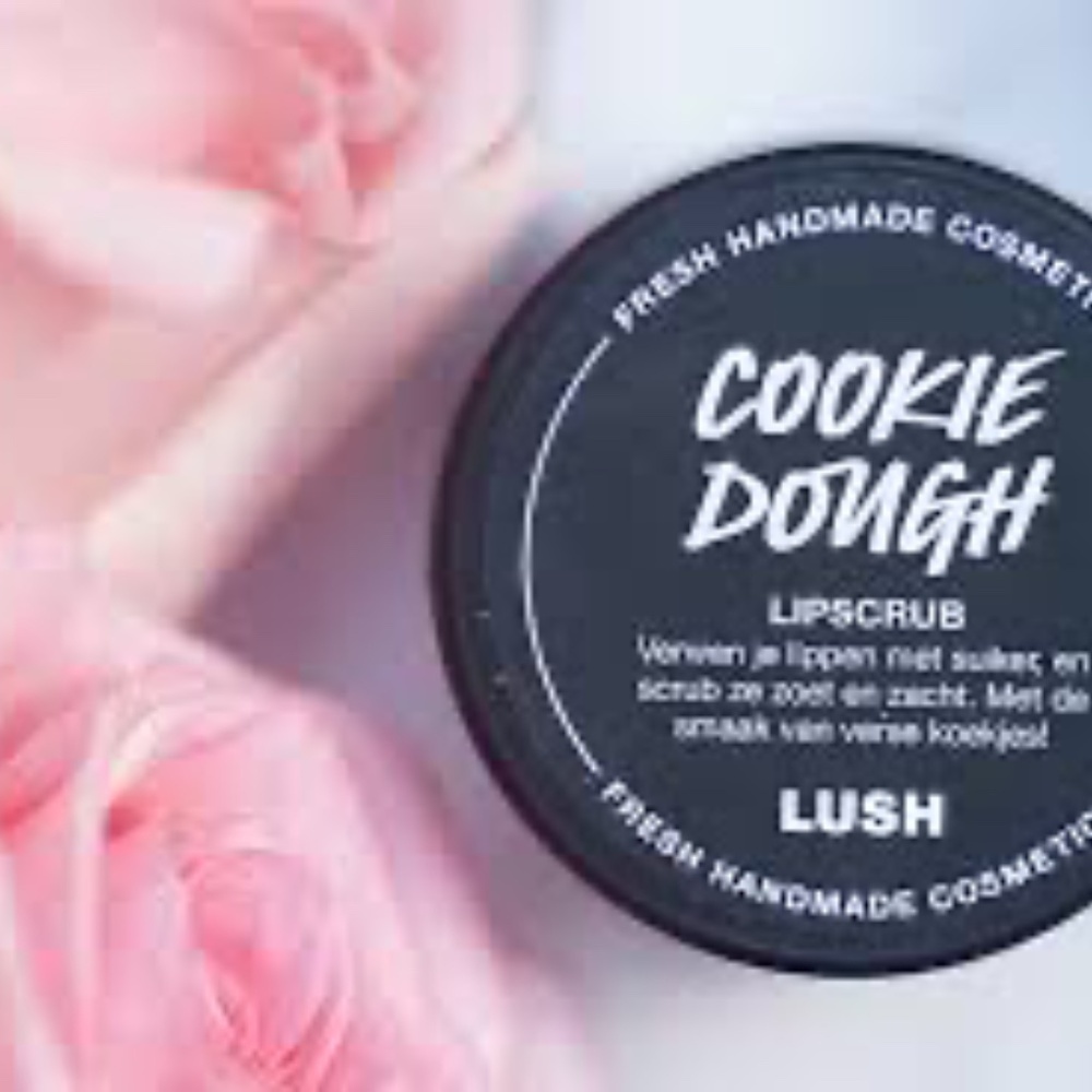 LUSH “Cookie Dough” Lip Scrub 0.8 oz. VEGAN - Picture 5 of 8